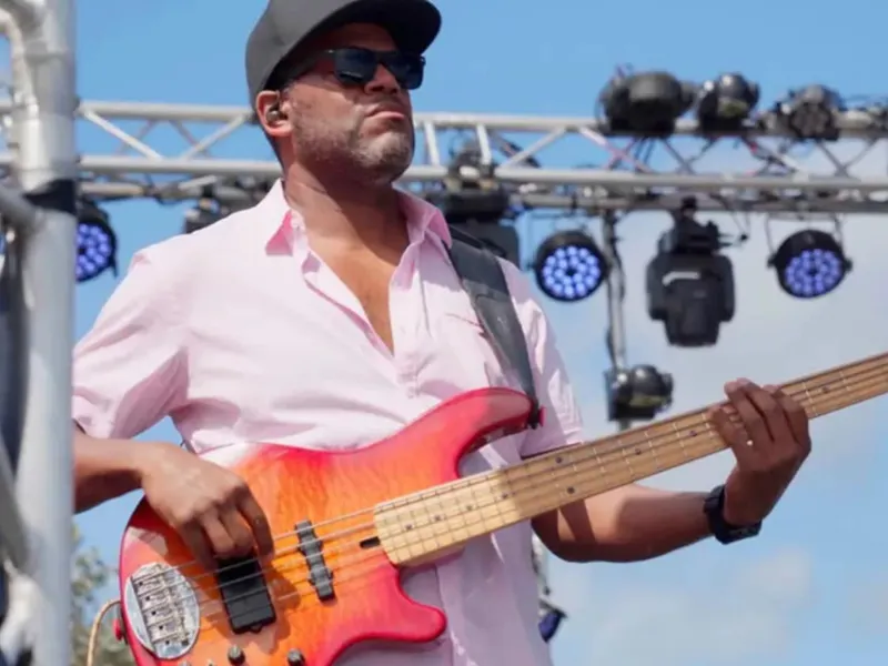 Keith Russell - Bass Guitar
